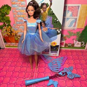 2000 MATTEL TERESA FLYING BUTTERFLY BARBIE